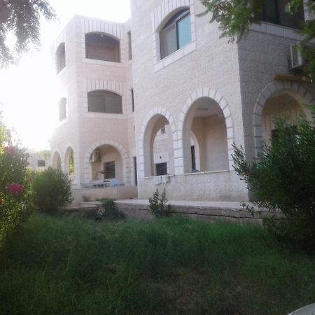 Jericho Waleed'S Hostel Экстерьер фото