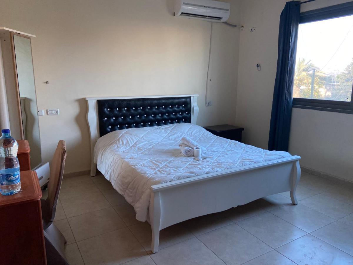 Jericho Waleed'S Hostel Экстерьер фото