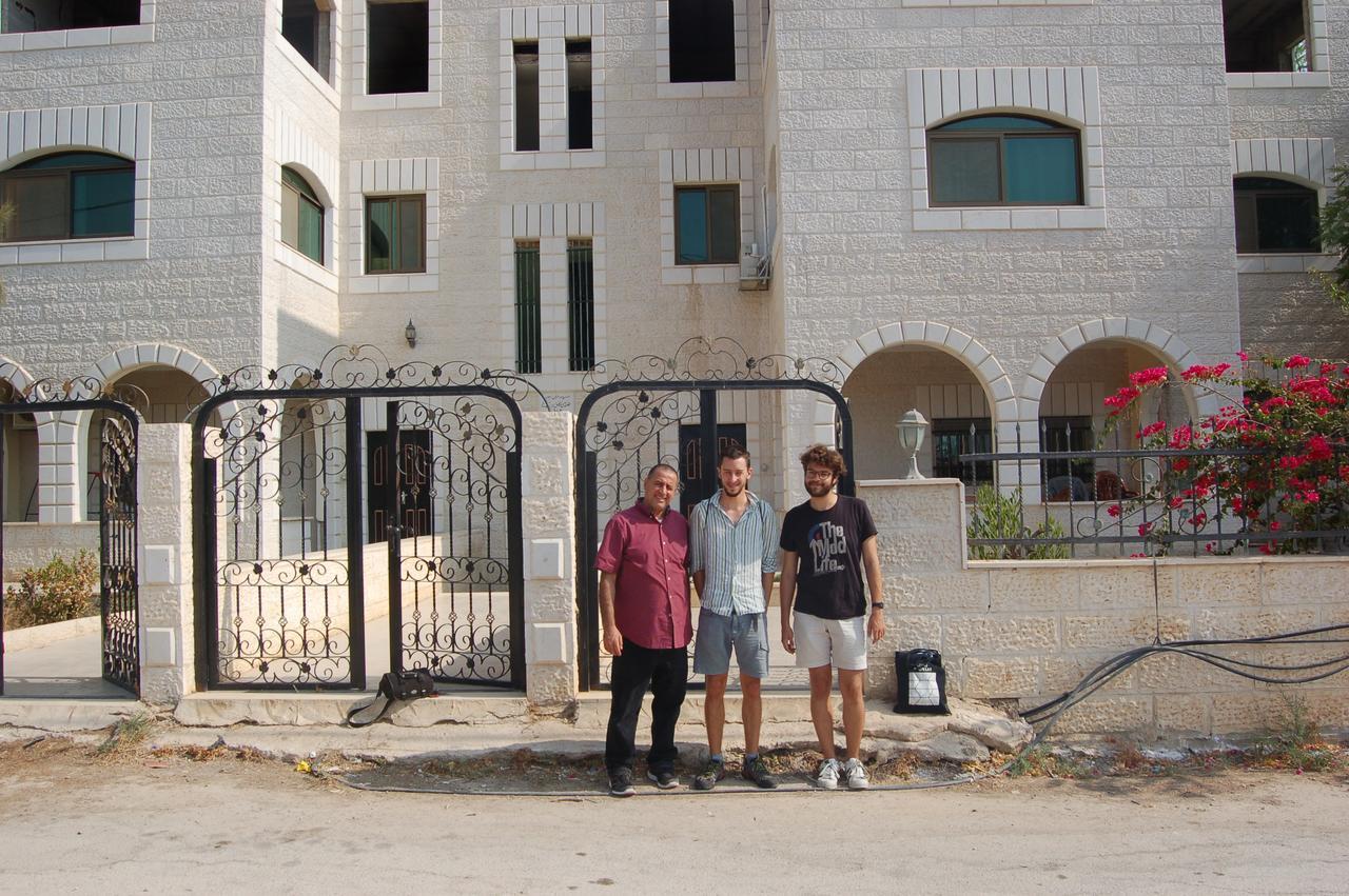 Jericho Waleed'S Hostel Экстерьер фото