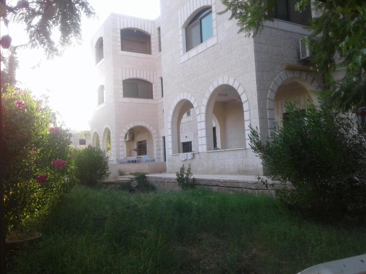 Jericho Waleed'S Hostel Экстерьер фото